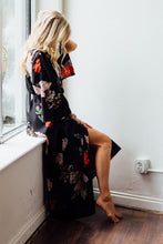 Load image into Gallery viewer, Audrey Robe - Black Floral
