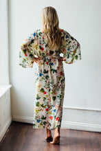 Load image into Gallery viewer, Audrey Robe - Ivory Floral
