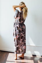 Load image into Gallery viewer, Audrey Robe - Violet Floral
